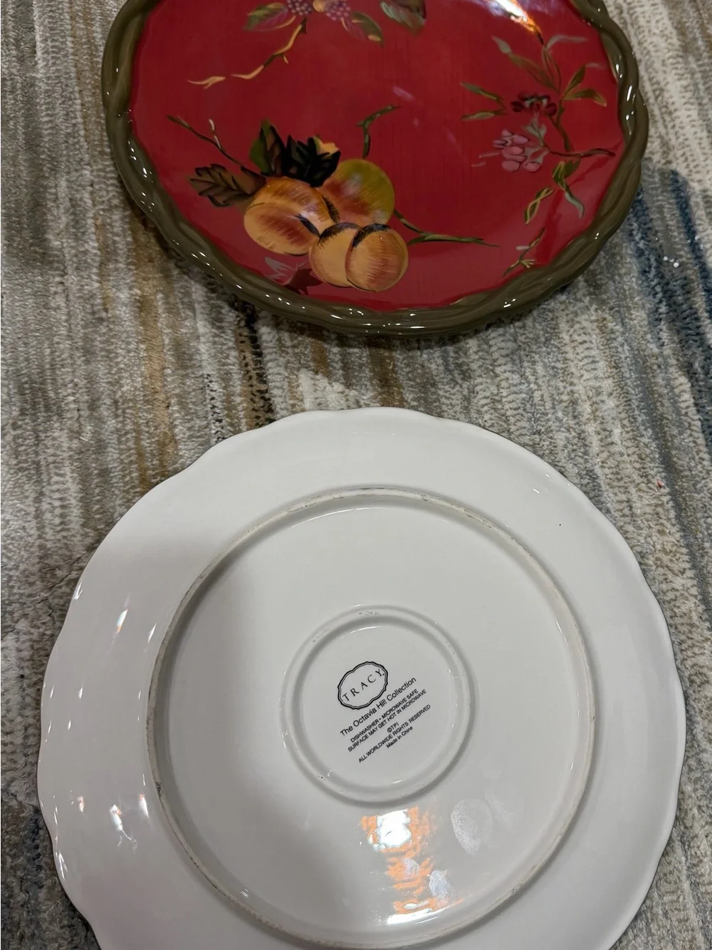 Trac Red and Olive Green Hand-Painted Floral Fruit Ceramic Plates (Set of 2)